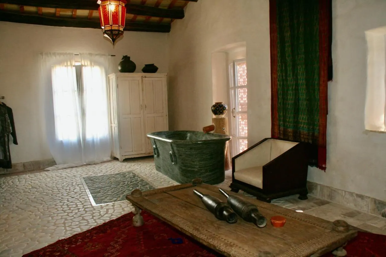 Alcazar Del Garraf Bed & Breakfast Barcelona 0*,  Spain