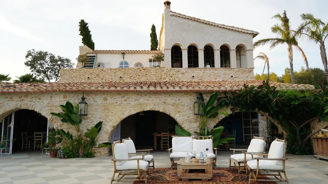Alcazar Del Garraf Bed & Breakfast Barcelona Spain